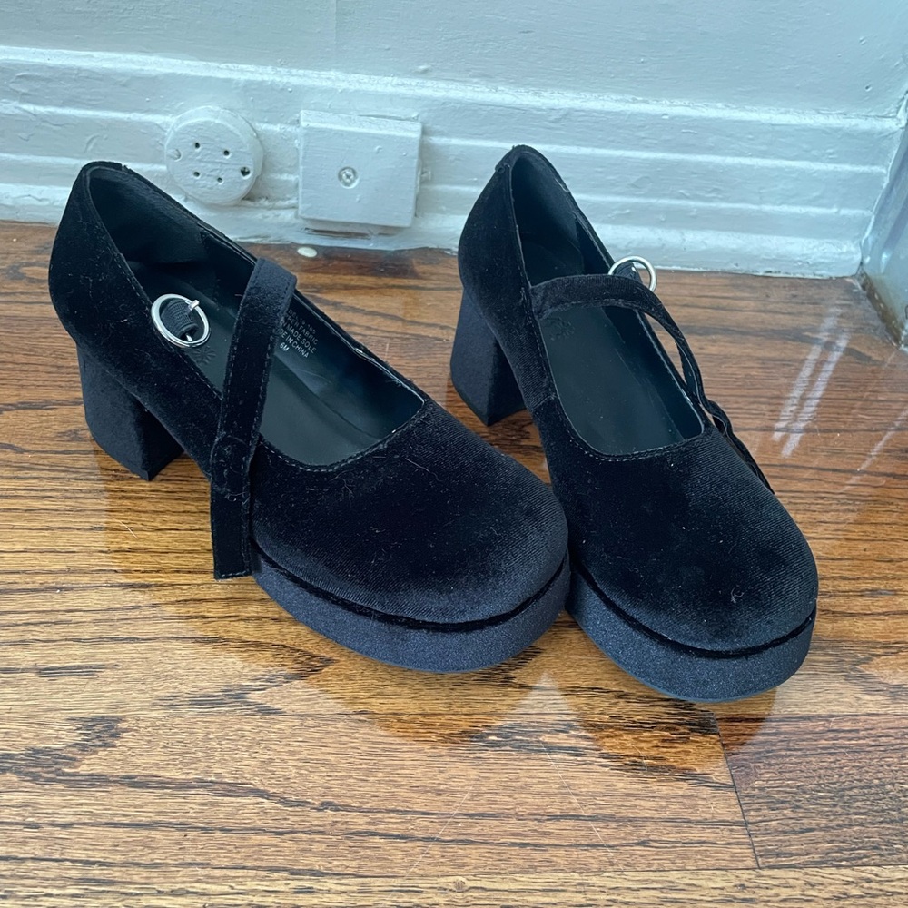 Black Velvet Mary Jane Platform Shoes